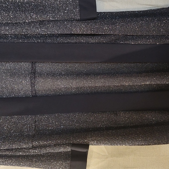 R&M Richards Cardigan - Picture 2 of 5